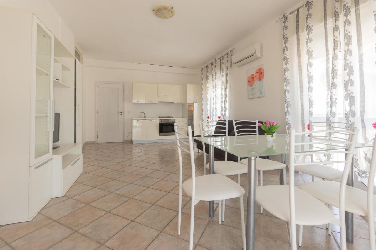 Appartamenti Vista Mare Porto Cesareo Exterior photo